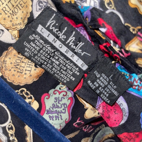 Rare Extremely Vintage Limited edition 1992 Nicole Miller Pure Silk Robe Large - Picture 3 of 6